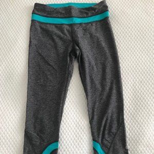 Lululemon Crop Yoga pants